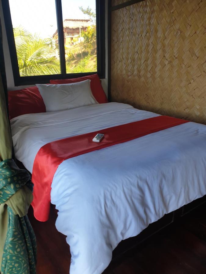 Miley Lodging Restobar New Busuanga Экстерьер фото