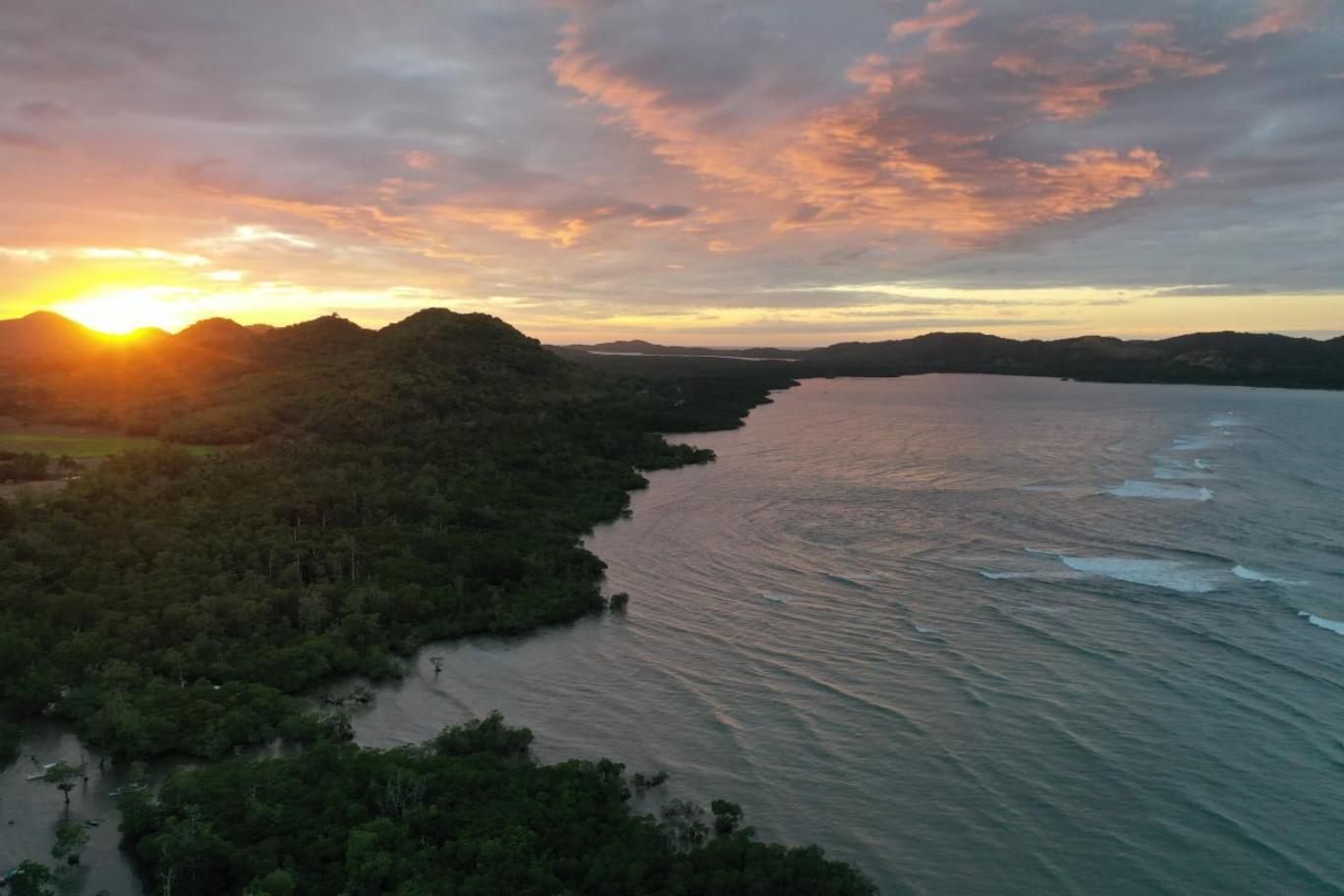 Miley Lodging Restobar New Busuanga Экстерьер фото